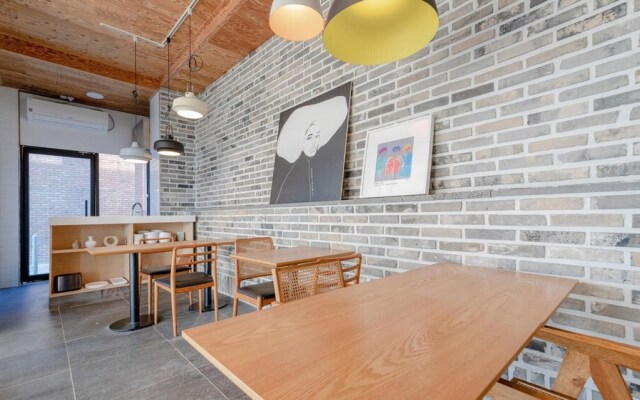 Sokcho Moreve Pension