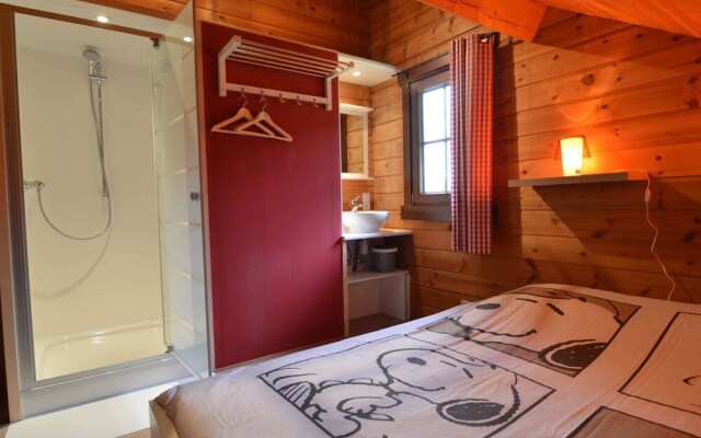 Charming Chalet in Waimes With Sauna and Jacuzzi