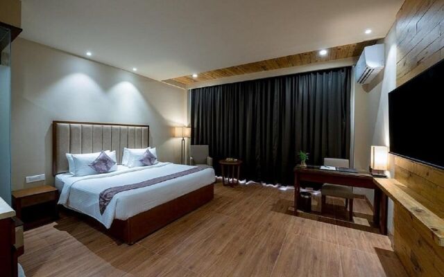 Hotel Cachar Club