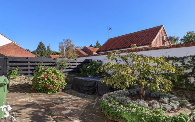 Old Roost Farmhouse