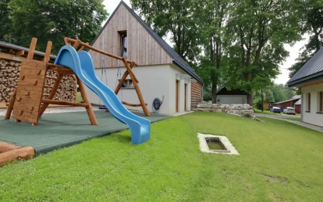 Beautiful Villa With Transportation Facilities