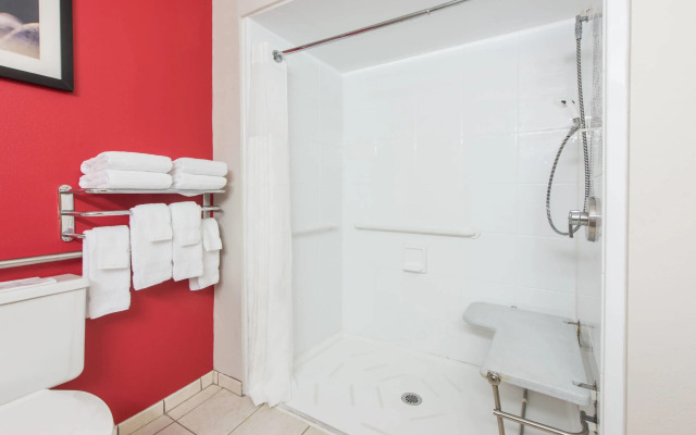 Ramada by Wyndham Springfield North
