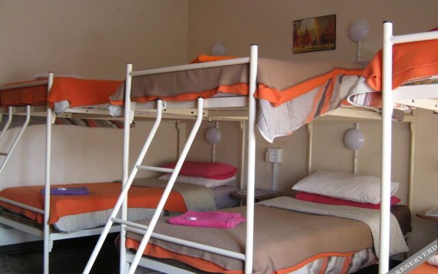 Terrylin Backpackers - Adults Only