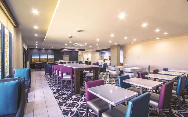 La Quinta Inn & Suites by Wyndham Pampa