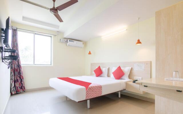 Capital O 11927 Varcity Imperium