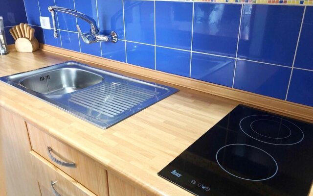 Vives Beach Flat by Canary365