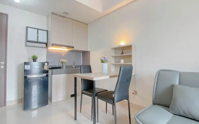 Homey And Tranquil 2Br Apartment Transpark Cibubur
