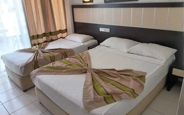 Club Marakesh Beach Hotel