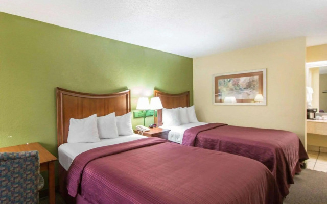 Quality Inn Merchants Drive