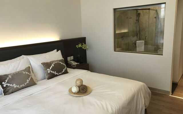 ML Hotel