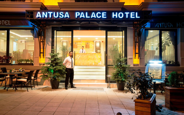 Antusa Palace Hotel & Spa