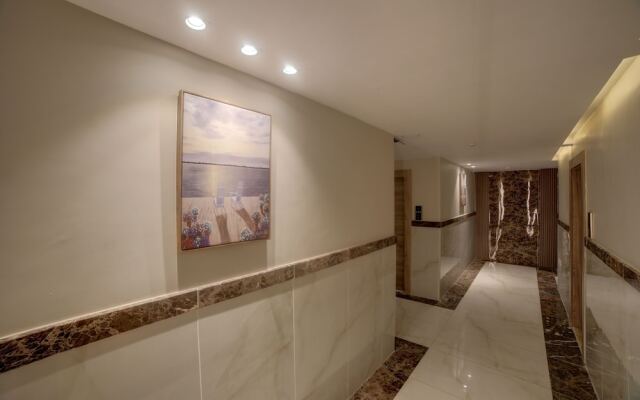 Alena Hotel