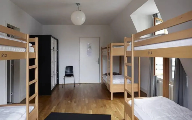 Geneva Hostel