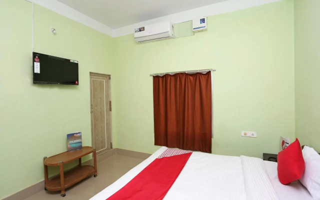 OYO 22561 Somnath Rest House