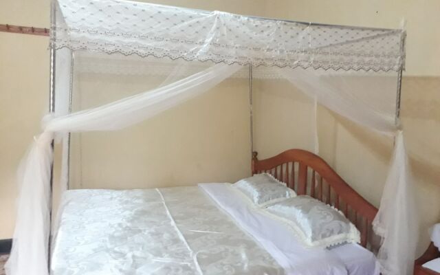 Danita House
