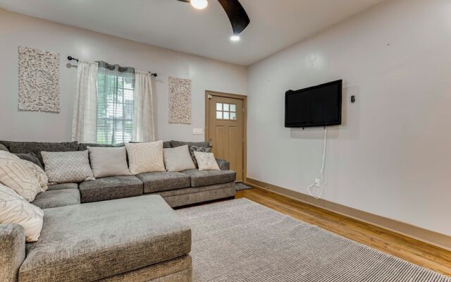 Chic Atlanta Home: Close to Downtown & Stadiums