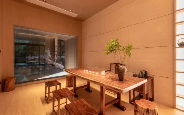 Lin Xi Hotel