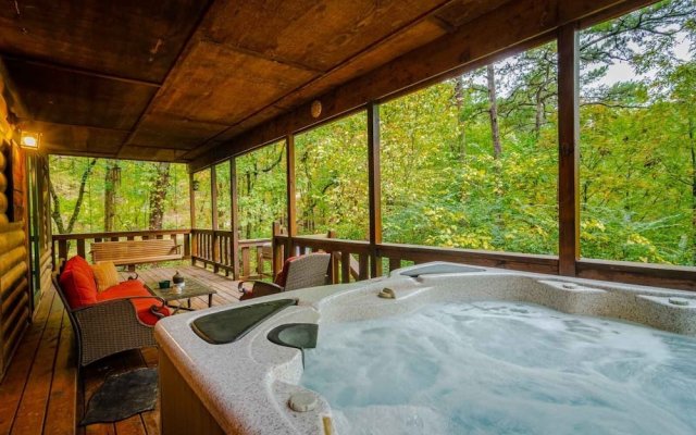 Crooked Pine Cabin With Swing and Hot Tub on the Deck by Redawning