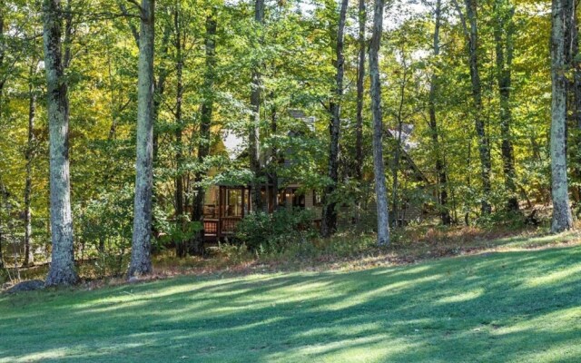 Book Spring Summer Luxury House at Wintergreen