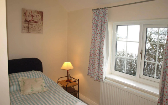 Cleaver Cottage Bed & Breakfast