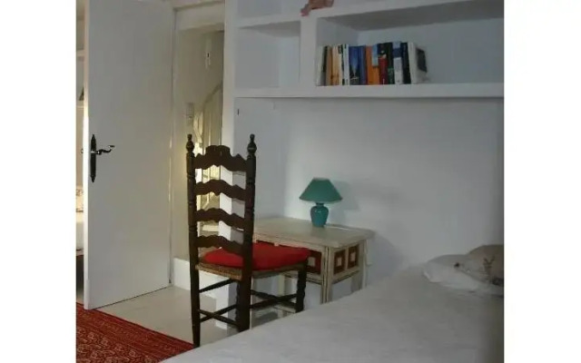 Encantadora