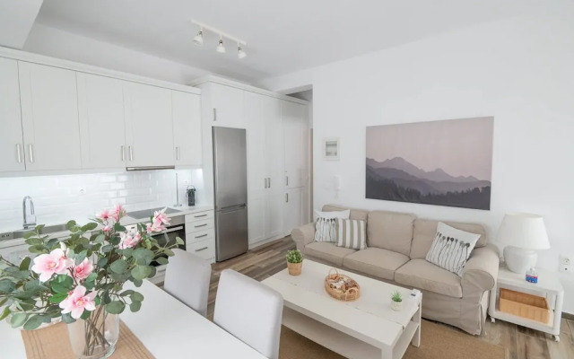 Seafront Pouletis Family Enchanting Gem With Pool