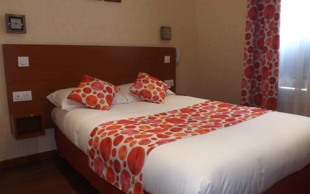 Hôtel de la Place des Alpes