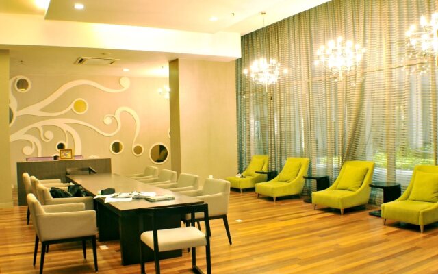 NaiBnB @ Regalia Residence