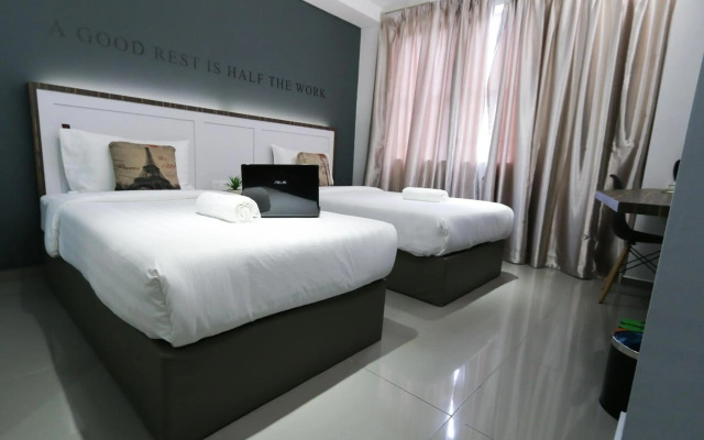 Hotel 99 - Kota Kemuning