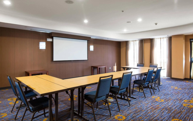 Courtyard by Marriott Ontario Rancho Cucamonga