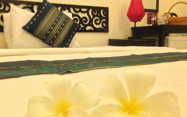 171 NewSeason Hotel