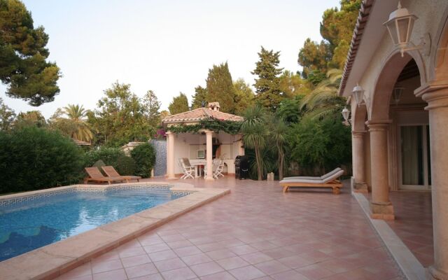 Luxurious Villa with Private Pool in Les Rotes