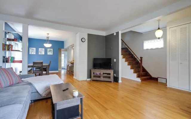 Pet-friendly Saint Paul Home Near Allianz Field!