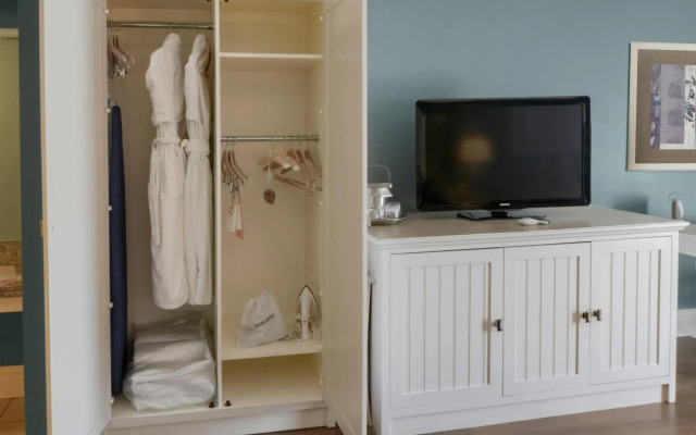 Watkins Glen Harbor Hotel