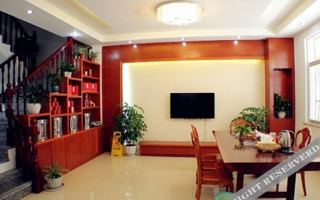 Xiaozhen Zhijia Inn
