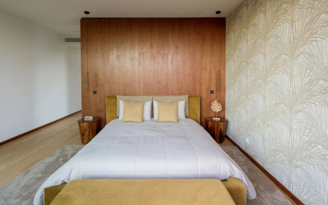 Troya Regal Villa By Cadenzalux