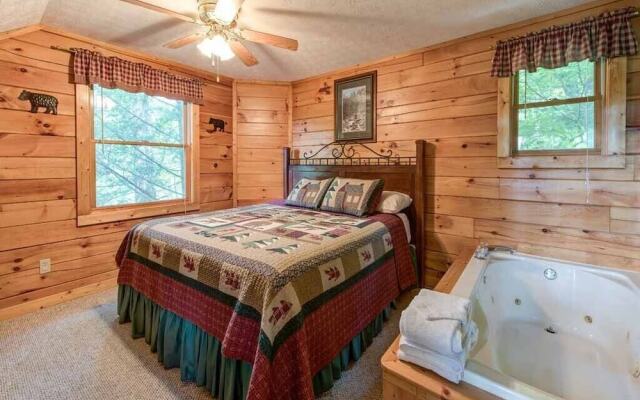 Cubs Cove - One Bedroom Cabin