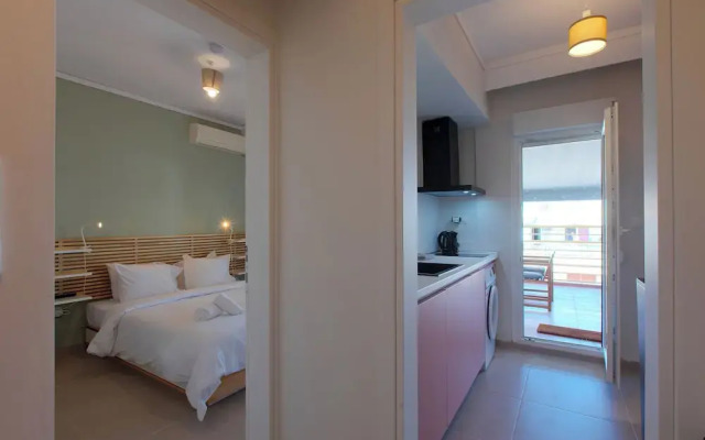 New Cozy Apt with Balcony close to Metro
