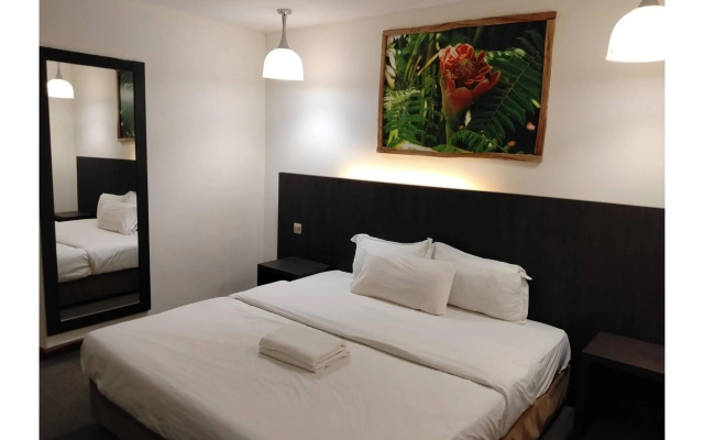 OYO 89411 900 Inn