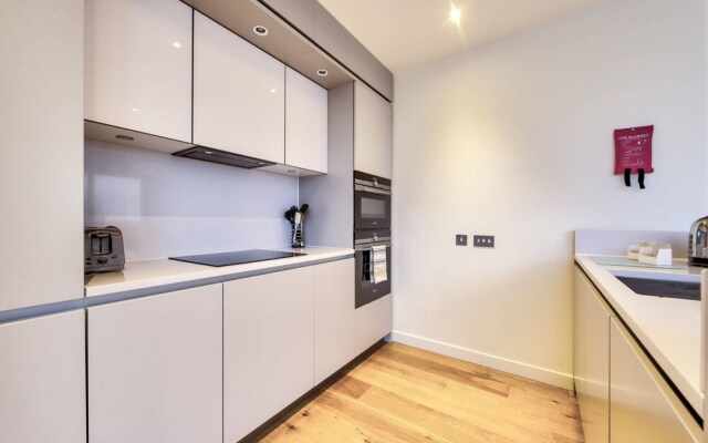 Guestready - Stylish Top Floor Apartment in the City Centre