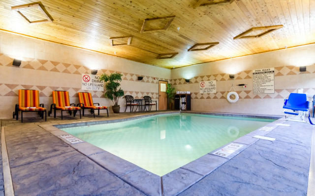 Comfort Suites Salina South