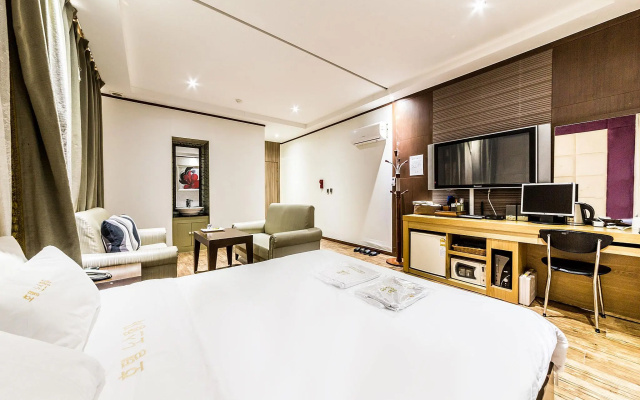Hotel Nostalgia Paju