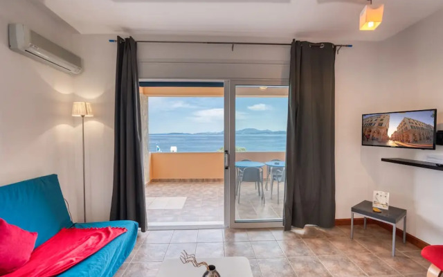 Glyfa Apartments