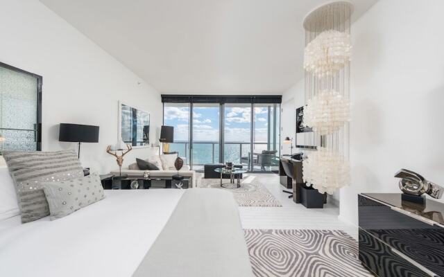 Luxurious Private Residences at W Hotel South Beach by LRMB