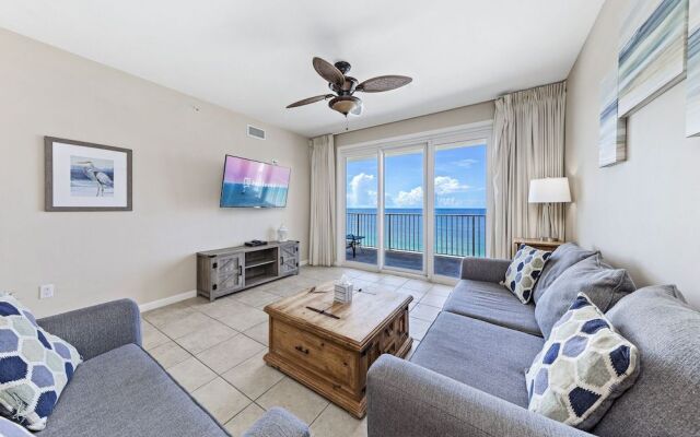 Beachfront Windemere Condos by Hosteeva