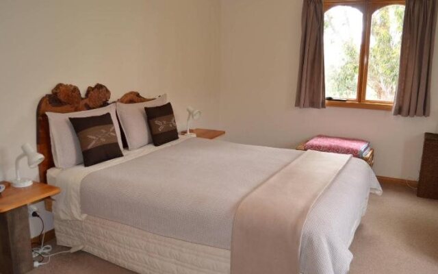 Herons Rise Vineyard Cottages