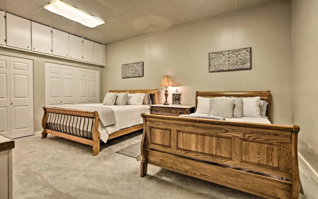 Spacious McGaheysville Family Retreat with Game Room