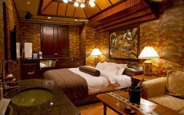 EXECUTIVE HOTEL GRAND GARDEN - Adult only