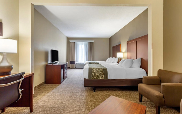 Comfort Inn & Suites Cave City