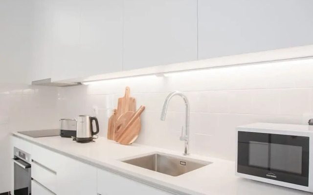 Liiiving in Porto - Art Design Apartment II